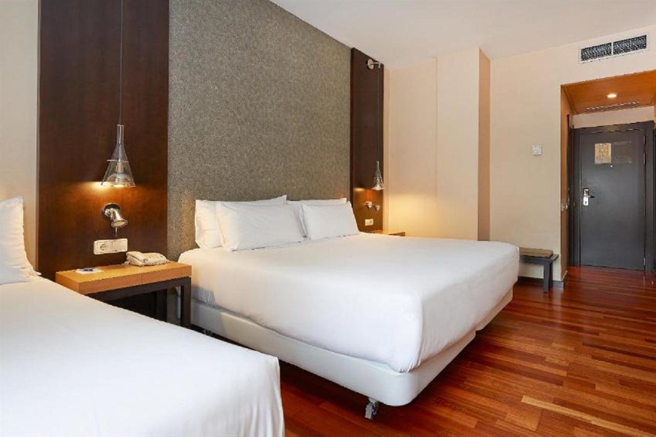 Nh Barcelona Eixample Hotell Eksteriør bilde